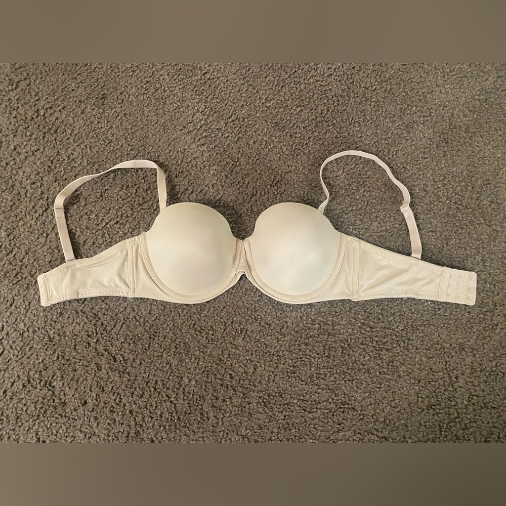 ☀️Maidenform Size 36D Color Nude